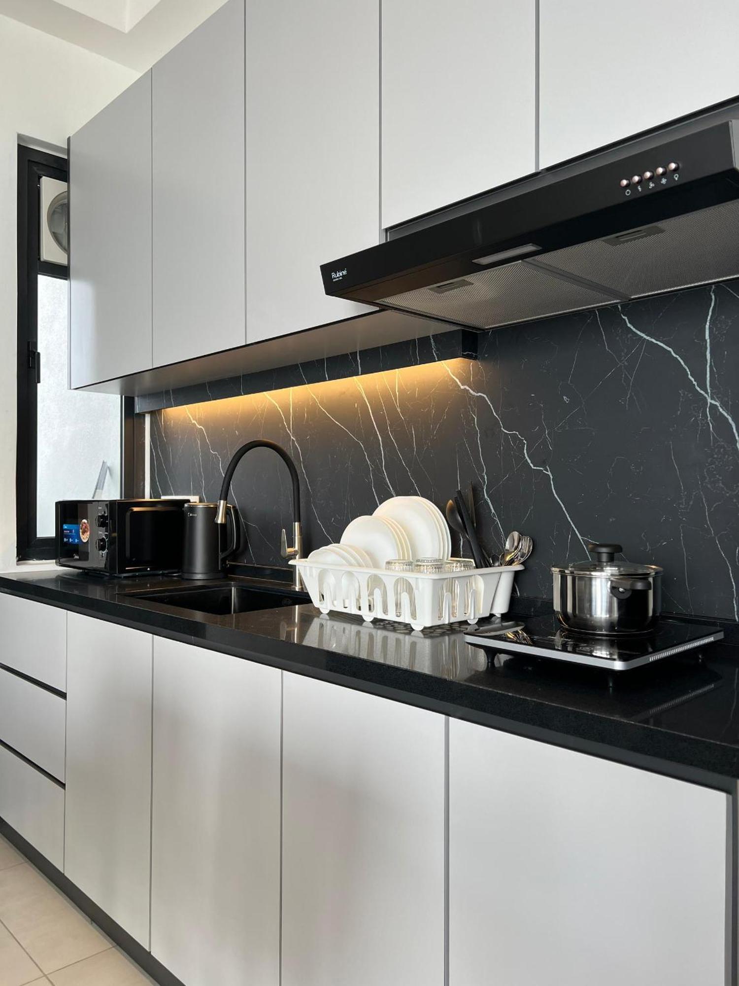 Urban Suites Two Or Three Bedroom Georgetown By Anc Jelutong Ngoại thất bức ảnh
