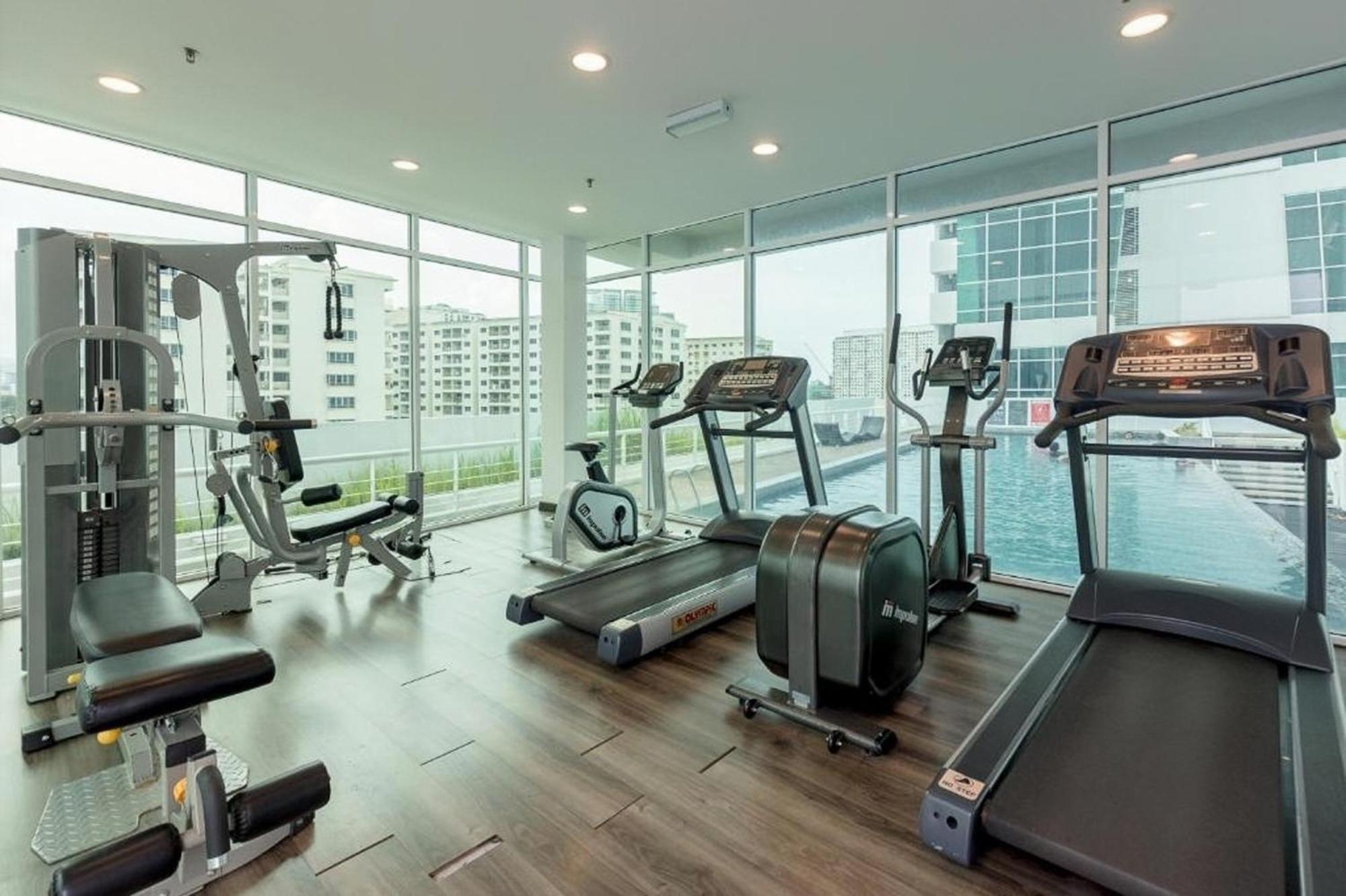 Urban Suites Two Or Three Bedroom Georgetown By Anc Jelutong Ngoại thất bức ảnh