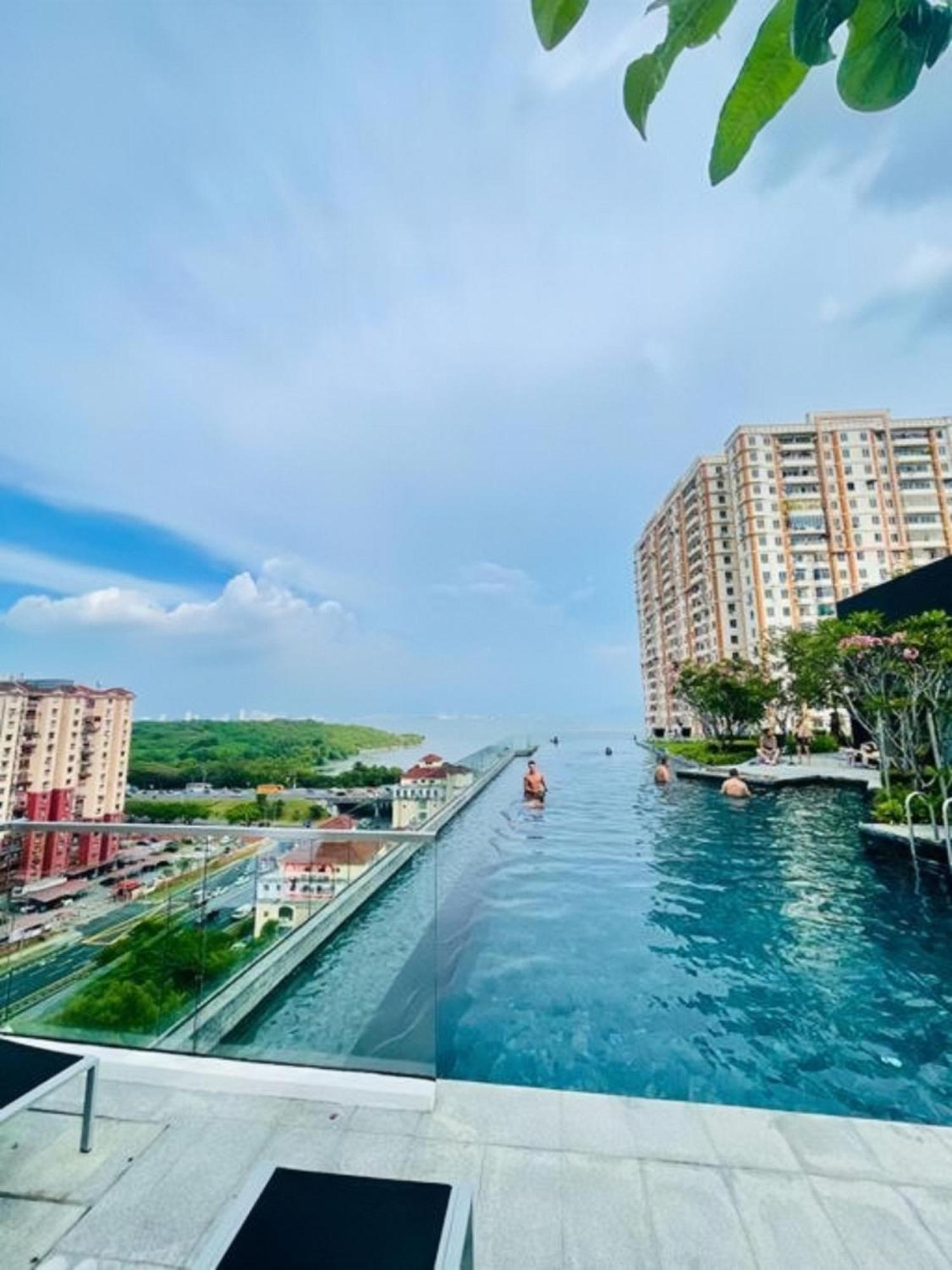 Urban Suites Two Or Three Bedroom Georgetown By Anc Jelutong Ngoại thất bức ảnh