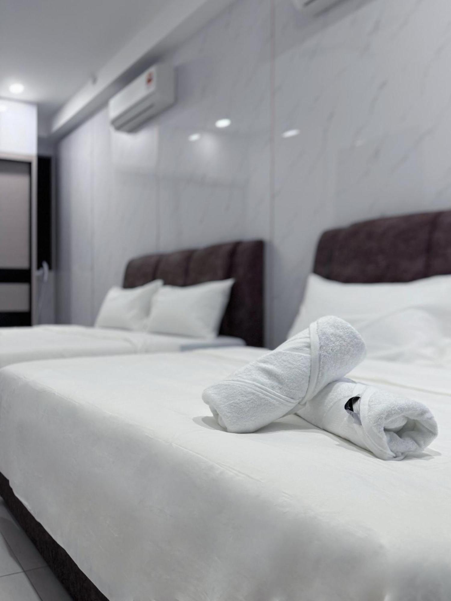 Urban Suites Two Or Three Bedroom Georgetown By Anc Jelutong Ngoại thất bức ảnh