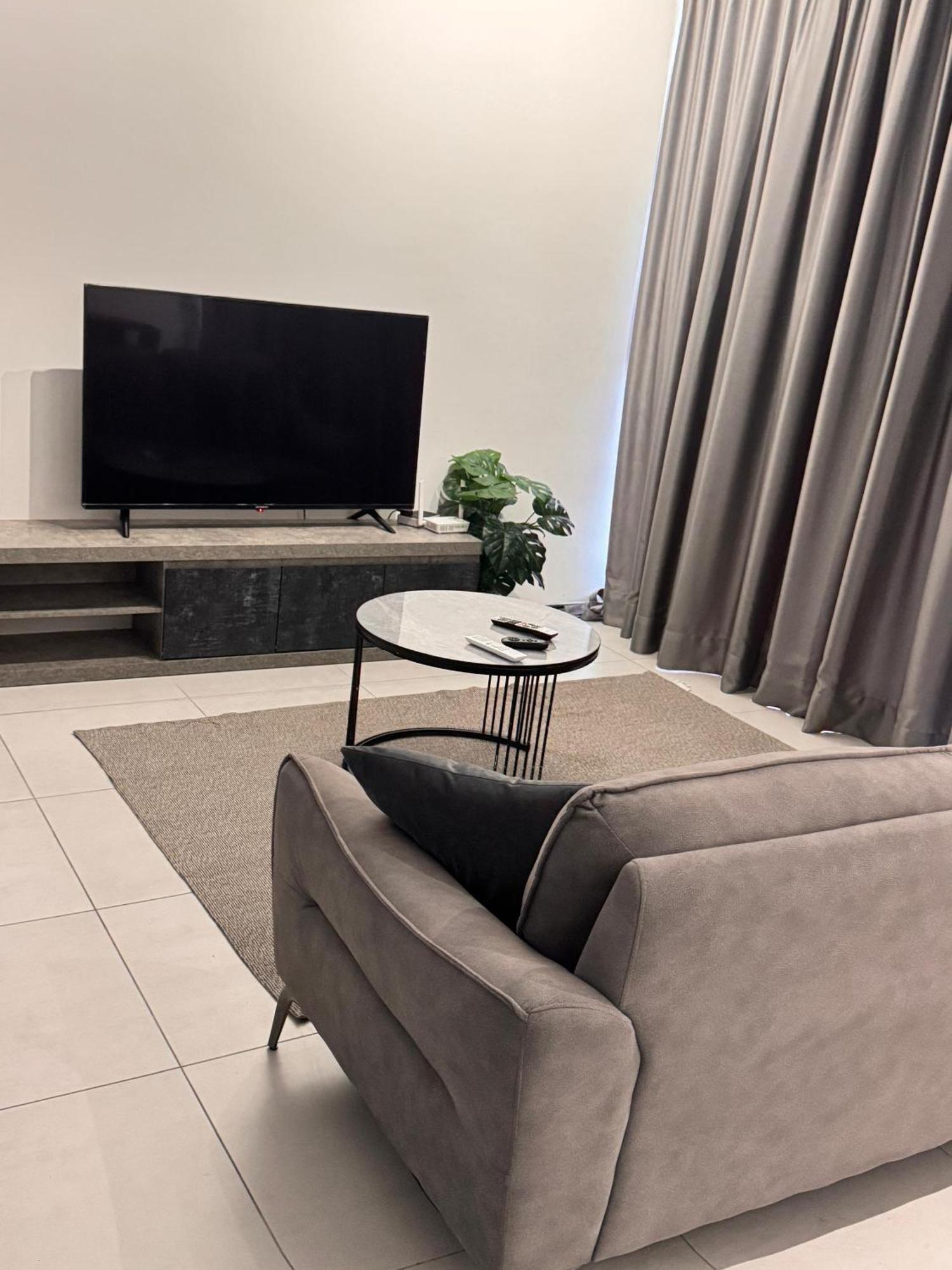Urban Suites Two Or Three Bedroom Georgetown By Anc Jelutong Ngoại thất bức ảnh